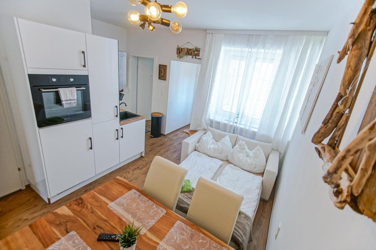 Auszeit Steiraland 7 Mit Ueberdachten Balkon Und Parkplatz ลีโอเบน ภายนอก รูปภาพ