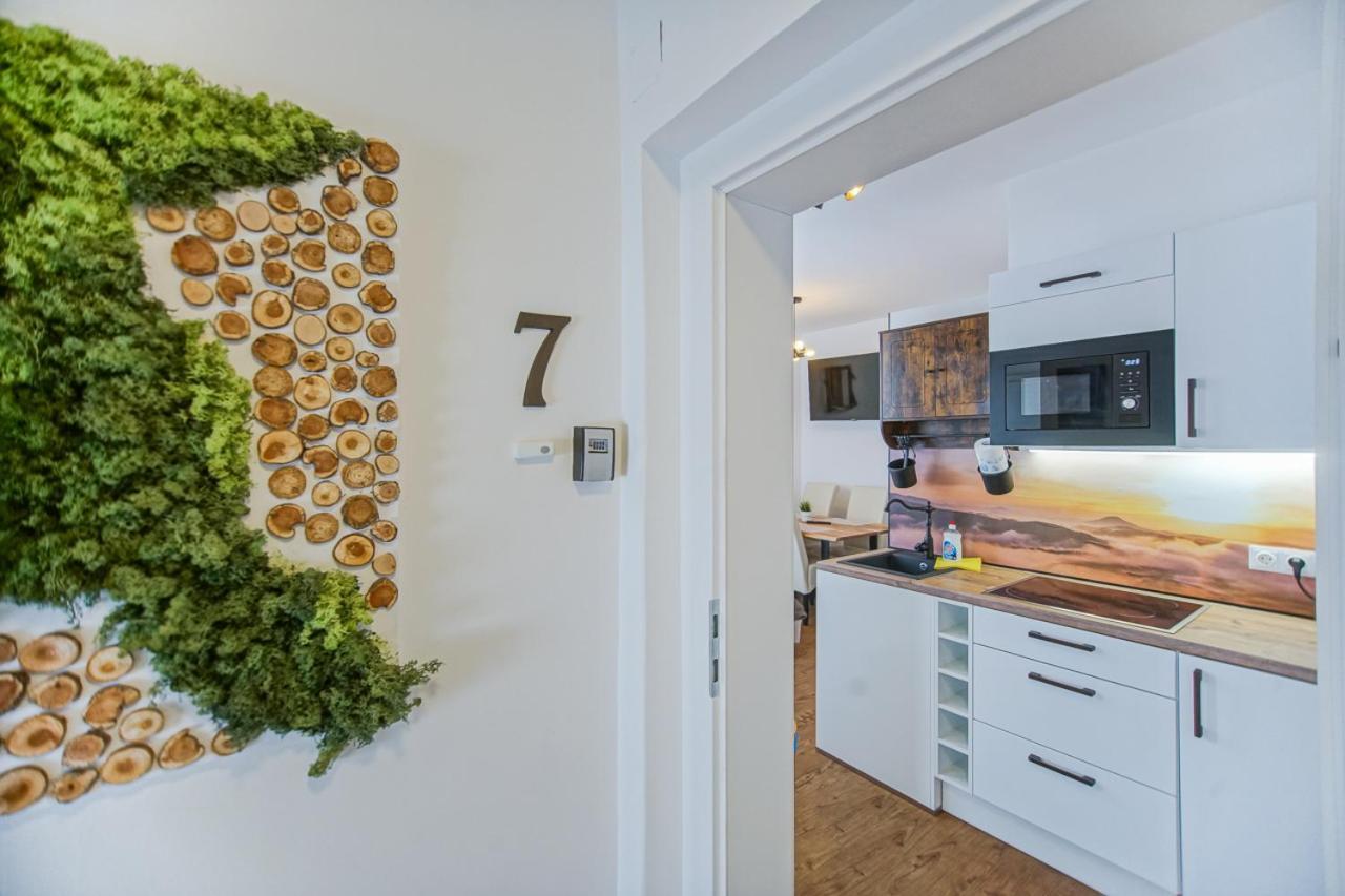 Auszeit Steiraland 7 Mit Ueberdachten Balkon Und Parkplatz ลีโอเบน ภายนอก รูปภาพ
